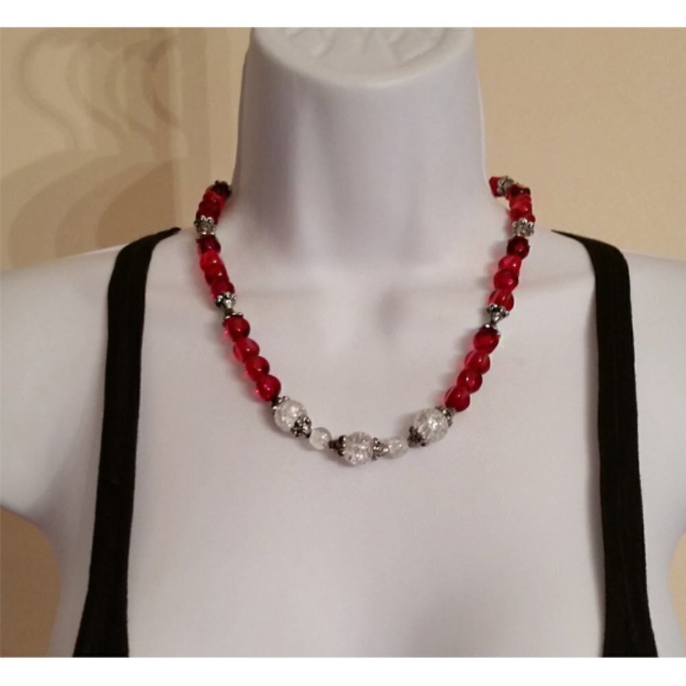 Vintage style red and clear crackle glass necklace statement style beaded boho.